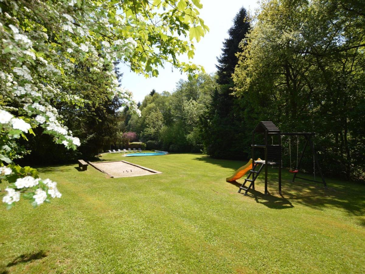 Luxury Villa With Swimming Pool Stavelot Eksteriør billede
